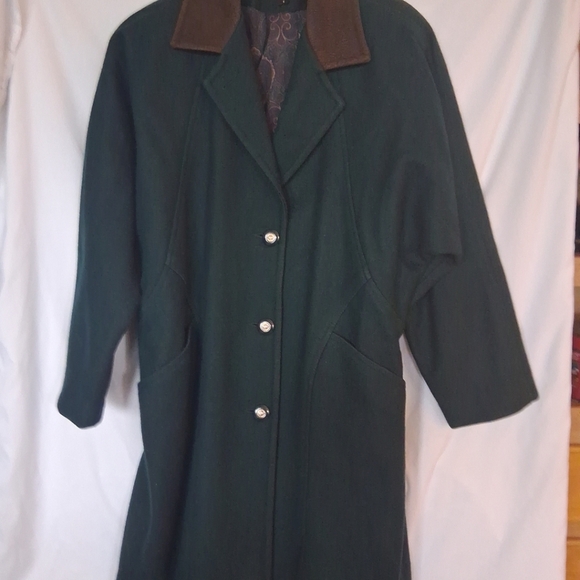 Classic Green and Brown Trench Coat with Notched Lapel - Picture 1 of 5
